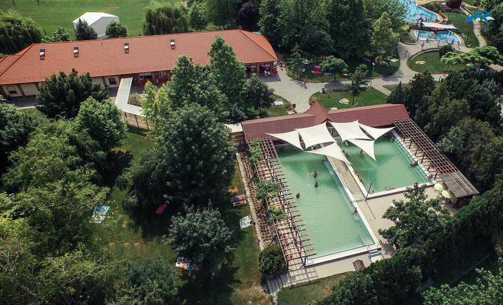 Lipót Termál Camping Hotel Exterior foto